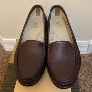 SAS leather loafers, dark burgundy